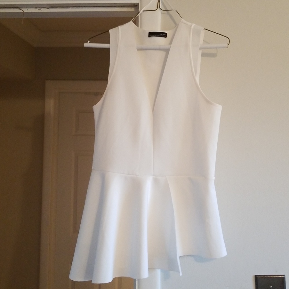 ZARA W&B White Top Sz M